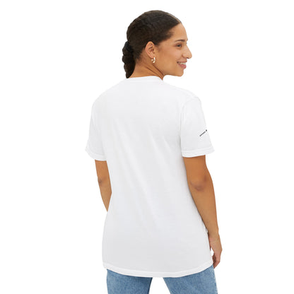 T-shirt à poche unisexe teint en pièce