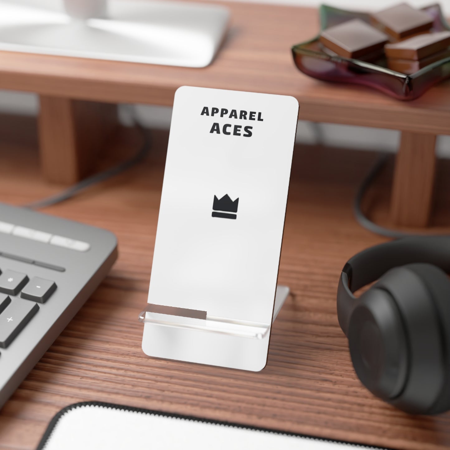 Apparel Aces Mobile Display Stand for Smartphones